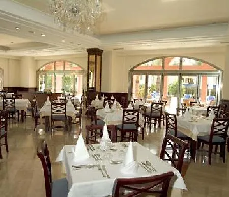 Coral De Mar Hotel